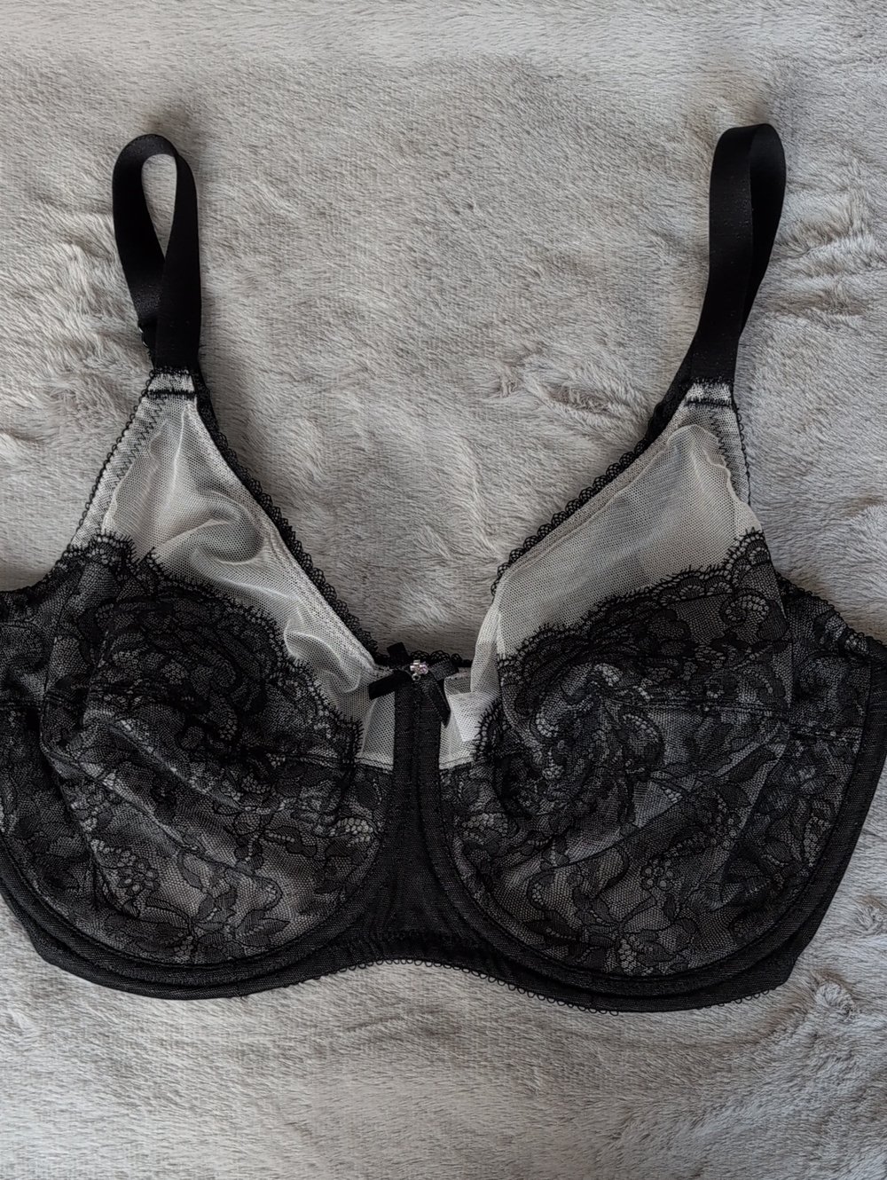 Wacoal Black Sheer Lace Underwire Bra with Bow Accent